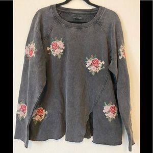 Distressed Crew neck